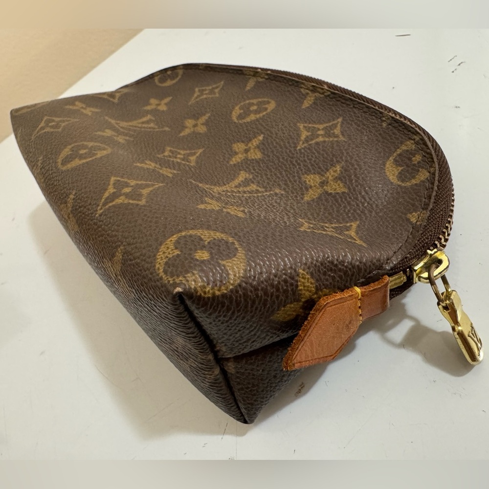 LV Monogram - Louis Vuitton Cosmetic Pouch PM - Picture 6 of 16